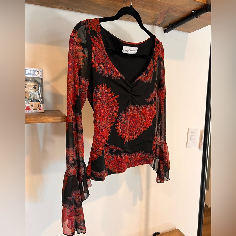 Vintage 90s No Appt Necessary 3/4 sleeve bell shirt